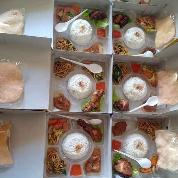 nasi kotak Dukuh Pakis - Surabaya